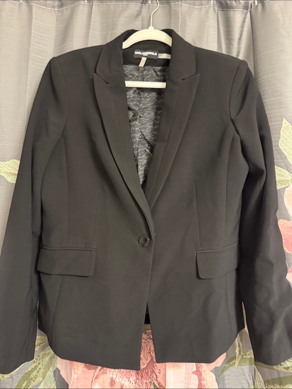 Karl Lagerfeld Black Single-Button Tailored Blazer